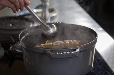 Sieve the stock as a basis for the gravy