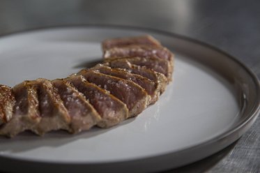 Enjoy your veal entrecote!
